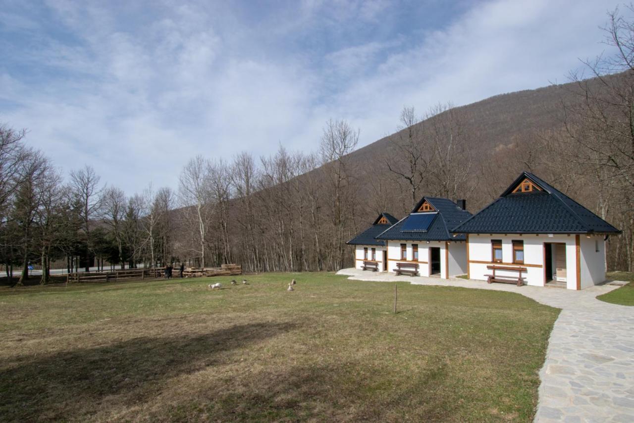 Holiday Park Hajducka Cesma Dubovsko Екстер'єр фото